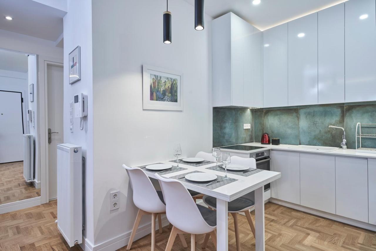 Appartamento Hilton-Ilisia Park 2Bd Elite Living Atene Esterno foto